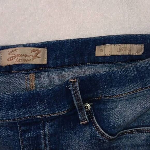 Seven7 Denim Jeggings with Pockets  Women's Size 12 Length: 37" Rise: 9" Inseam: - Picture 8 of 8